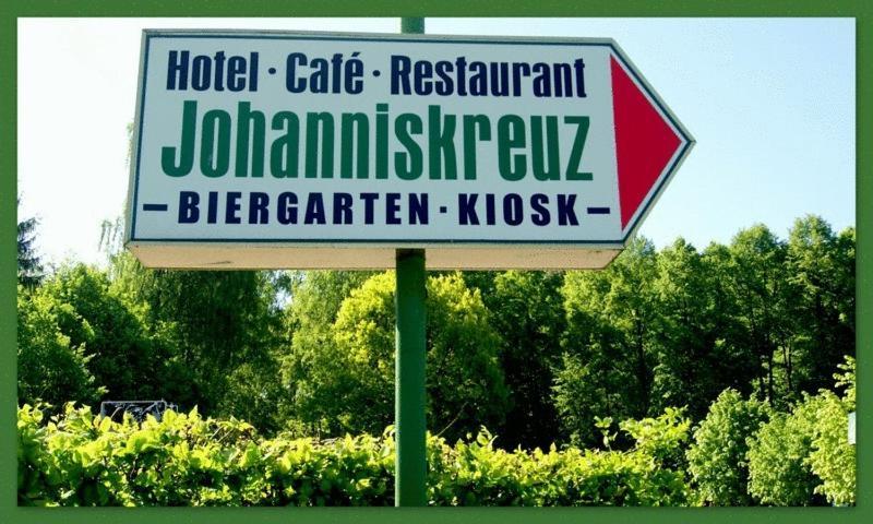 Hotel-Restaurant Johanniskreuz Trippstadt Εξωτερικό φωτογραφία
