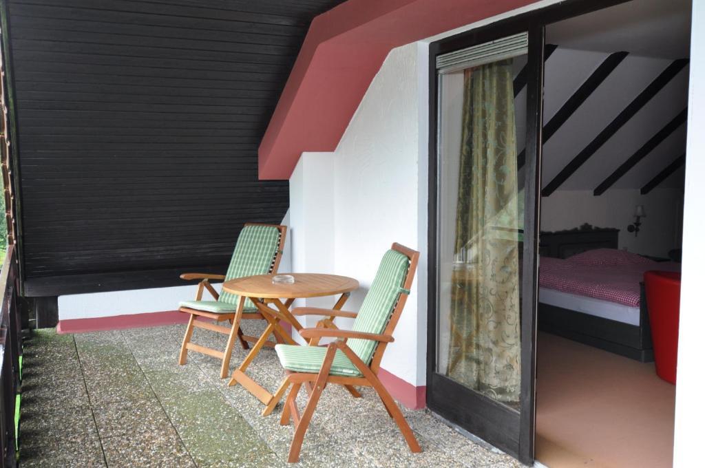 Hotel-Restaurant Johanniskreuz Trippstadt Δωμάτιο φωτογραφία