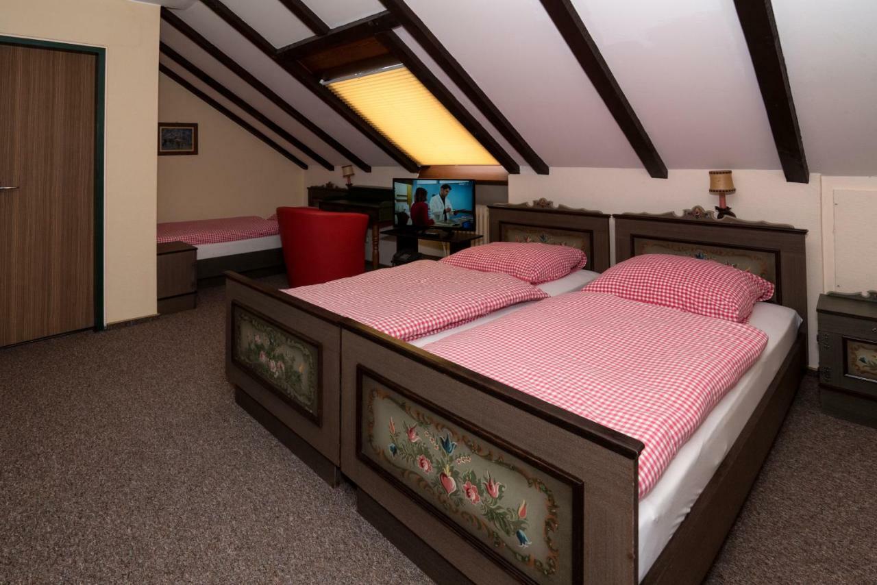 Hotel-Restaurant Johanniskreuz Trippstadt Εξωτερικό φωτογραφία